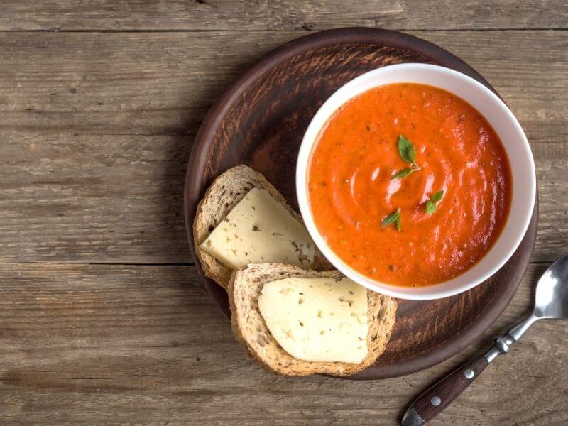 livraison repas seniors Connaux